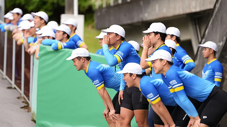 日本競輪選手養成所で訓練する候補生